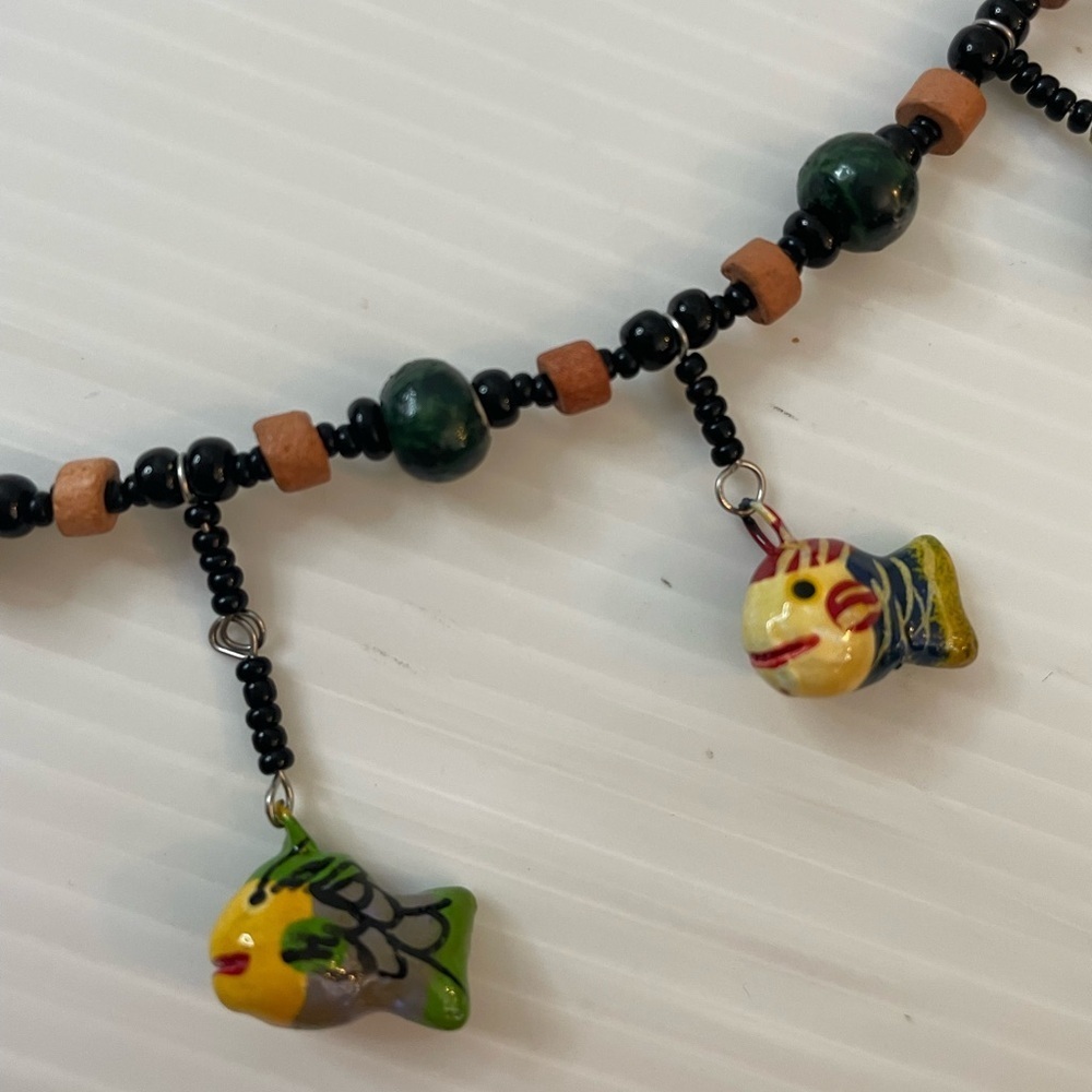 Necklace With Wood Beads & Colorful Wooden Painted Fish Novelty - Picture 2 of 4
